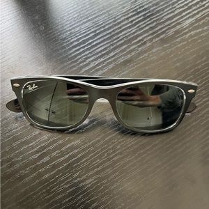 Ray-Ban Wayfarer Sunglasses